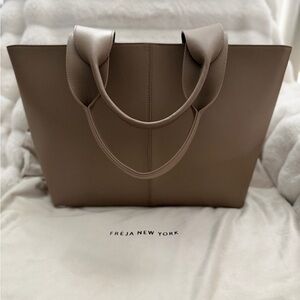Freja New York Vegan Leather Tote Bag | Taupe | Gently Used